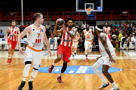 Δεύτερη κατοστάρα και μία νίκη μακριά από τους τελικούς