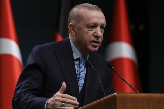 Ερντογάν: «Κομπάρσος άλλων δυνάμεων η Ελλάδα»