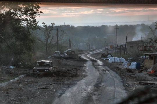 Όλες οι γέφυρες προς το Σεβεροντονέτσκ καταστράφηκαν