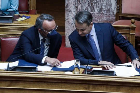 Ο απόλυτος πολιτικός τυχοδιωκτισμός