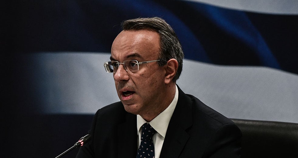 Με «καθρεφτάκια» για ιθαγενείς στο δρόμο για τις κάλπες