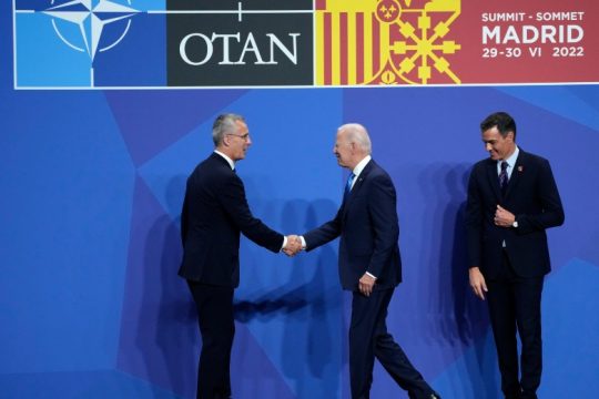 ΝΑΤΟποίηση της Ευρώπης προαναγγέλλει η ενίσχυση της αμερικανικής παρουσίας