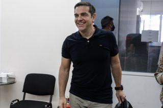 Ο… λαϊκιστής Αλέξης Τσίπρας