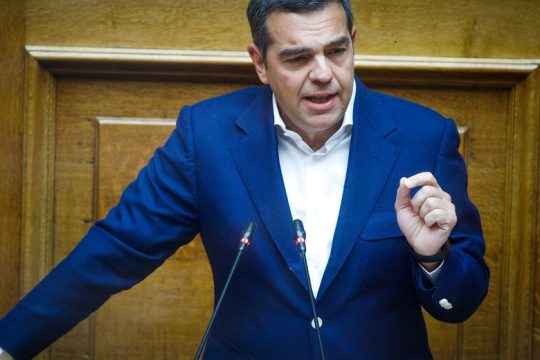 «Οδυνηρά σφάλματα  στα εθνικά συμφέροντα»