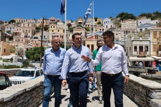 Με το όπλο παρά πόδα ο ΣΥΡΙΖΑ