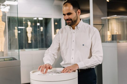 Ισότιμη πρόσβαση στην ομορφιά και «Σε Επαφή» με την Τέχνη