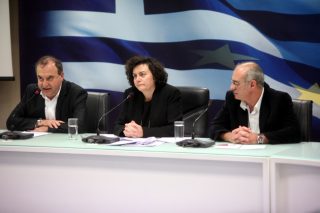 Χθες η Βαλαβάνη, σήμερα ο Στρατούλης, ωραία η στρατηγική τους