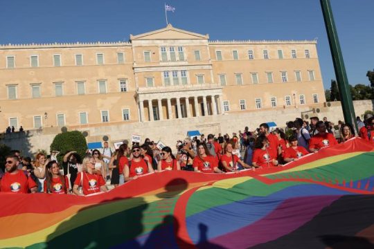 Η καρδιά της Αθήνας χτύπησε σε ρυθμούς υπερηφάνειας και ισότητας