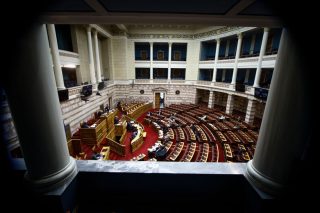 Οι δημοσκοπήσεις και η Ιστορία-τιμωρός