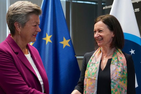 Αλλαγές στη Frontex: στο ίδιο έργο θεατές