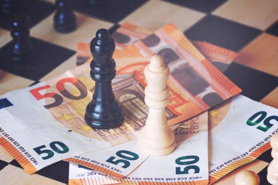Οικονομική Διπλωματία… χωρίς διπλωμάτες