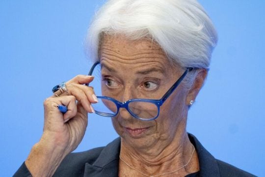 Εμμεσες… μνημονιακές απειλές από την ΕΚΤ!
