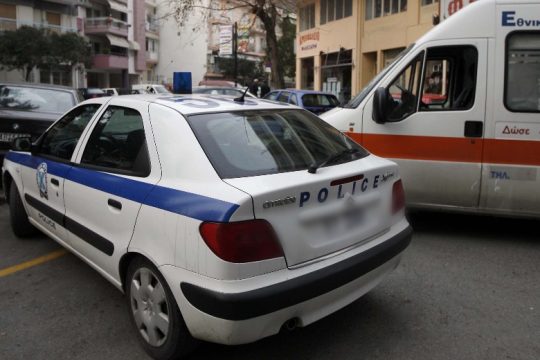 Σε κρίσιμη κατάσταση νεαρός που δέχτηκε πυρά