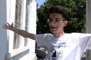 Ο Κουρός κι οι άλλοι «Κουρός»