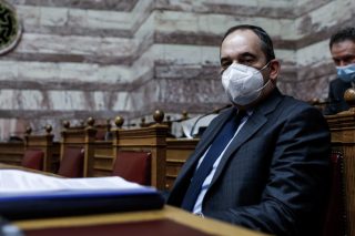 Ξανά θετικός στην Covid-19 ο Γ. Πλακιωτάκης