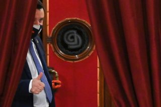 Πόσο… μακρύ δάκτυλο έχει τελικά αυτός ο Πούτιν;