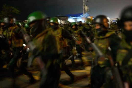 Βίαιη καταστολή στη Σρι Λάνκα: Διέλυσαν τον μεγαλύτερο καταυλισμό διαδηλωτών