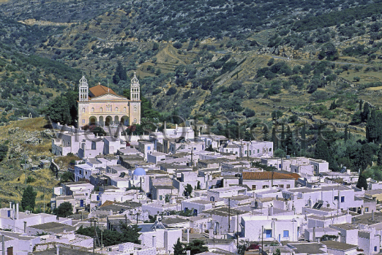 4 ορεινά χωριά που θα λατρέψετε