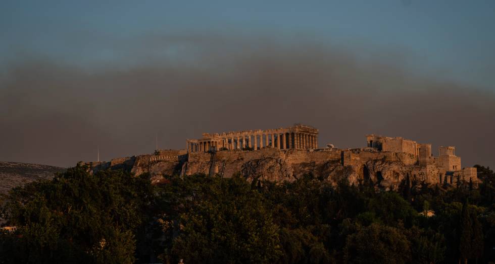Σε διεθνή μέσα η πύρινη κόλαση στην Αττική