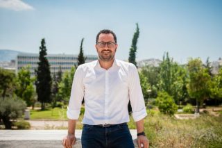 «Η κυβέρνηση Μητσοτάκη εξυπηρετεί τα συμφέροντα των λίγων και ισχυρών»