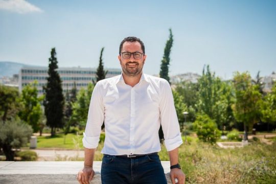 «Η κυβέρνηση Μητσοτάκη εξυπηρετεί τα συμφέροντα των λίγων και ισχυρών»