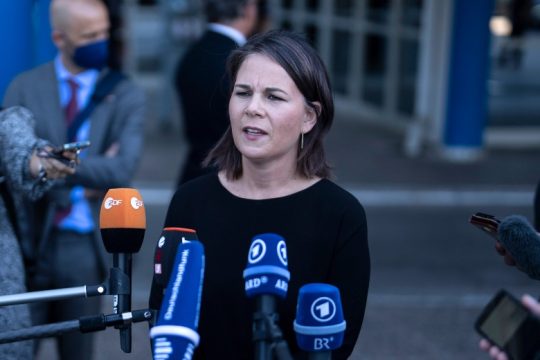 Γερμανικές οφειλές: Να τεθεί το ζήτημα από την κυβέρνηση στην Μπέρμποκ