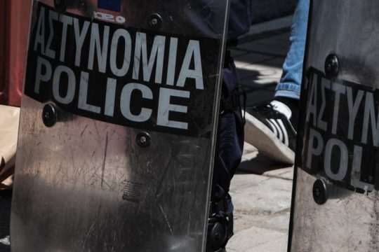 Προσαγωγές για τρικάκια έξω από τα δικαστήρια Θεσσαλονίκης