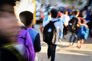 Σε ιδιώτες η επιτροπεία ανήλικων προσφύγων