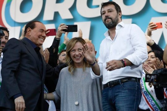 Εφιαλτικό σενάριο για ακροδεξιά πρωτιά