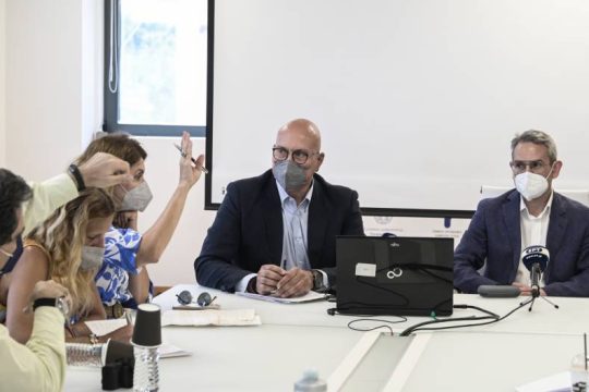 Καθησυχαστικός ο ΕΟΔΥ, ανενόχλητοι οι τουρίστες