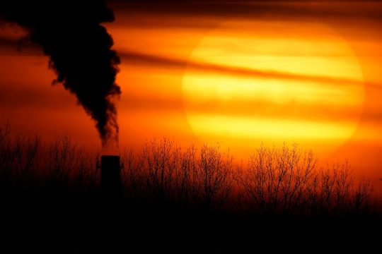 Μία Ευρώπη στις φλόγες – Για «συλλογική αυτοκτονία» μιλά ο ΟΗΕ