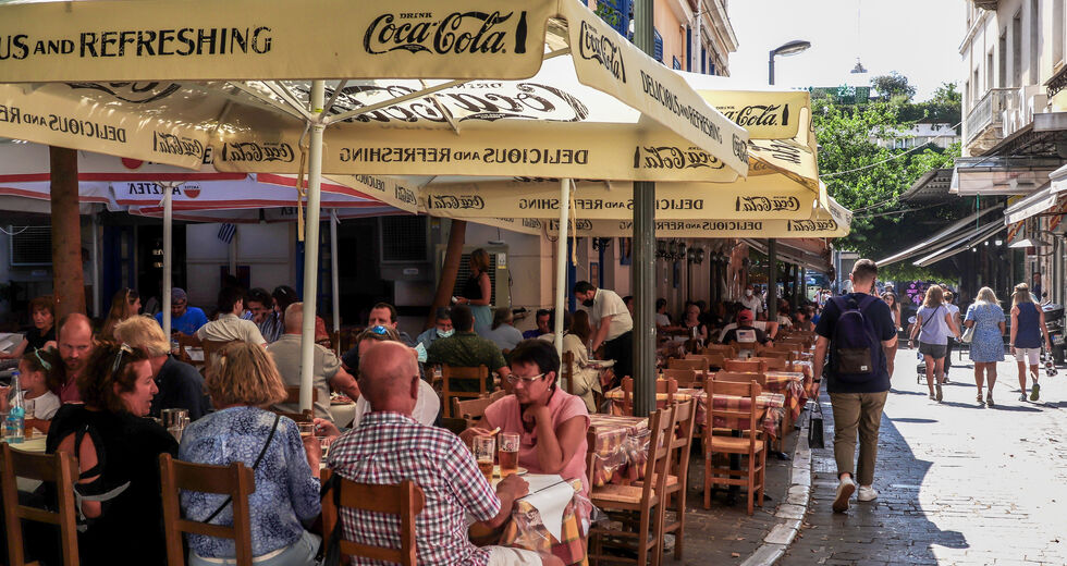 Πώς πληρώνονται οι εργαζόμενοι που δουλεύουν Δεκαπενταύγουστο