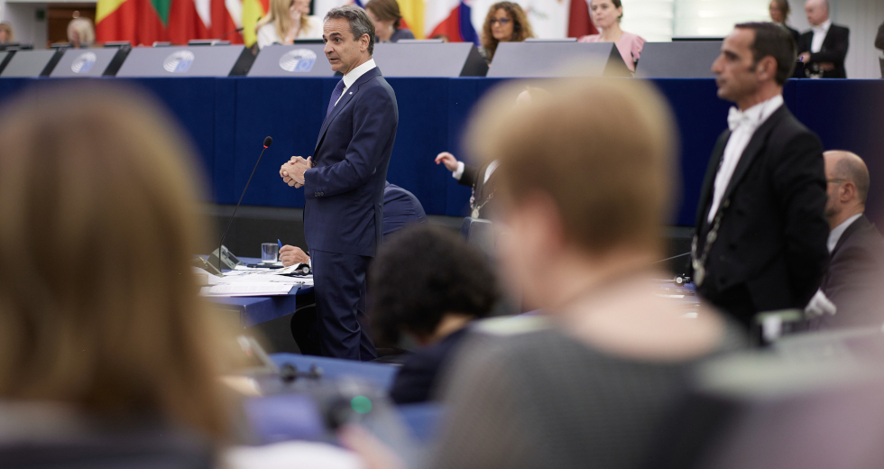 Ο ΣΥΡΙΖΑ βάζει τον Μητσοτάκη «στην πρέσα» μετά το βατερλό