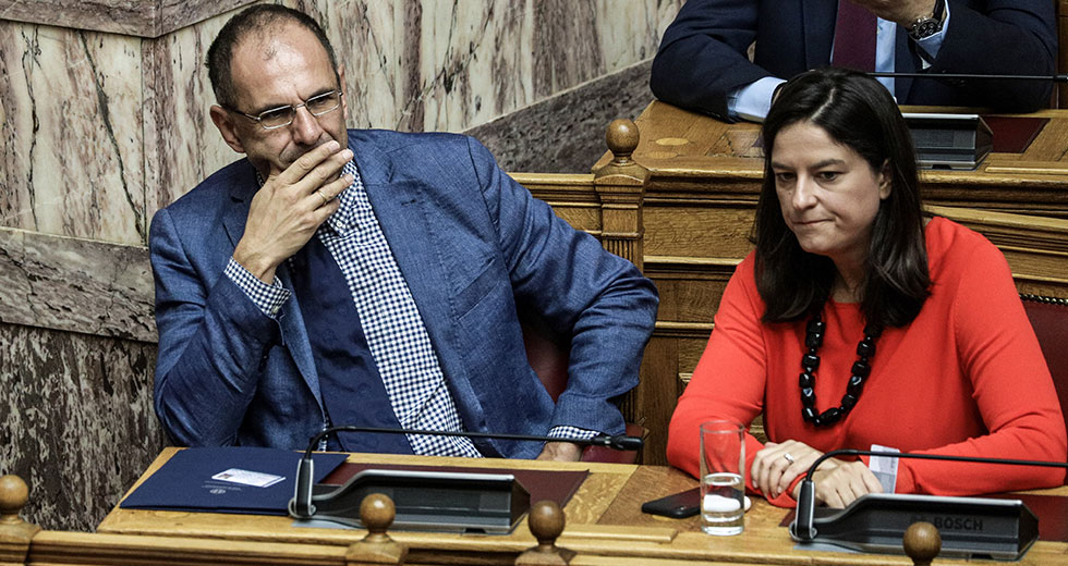 Ο Γεραπετρίτης κρίνει ως αντισυνταγματικό… το νομοσχέδιο Κεραμέως!