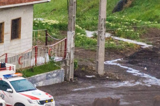 Νεκροί και αγνοούμενοι από πλημμύρες στο Ιράν