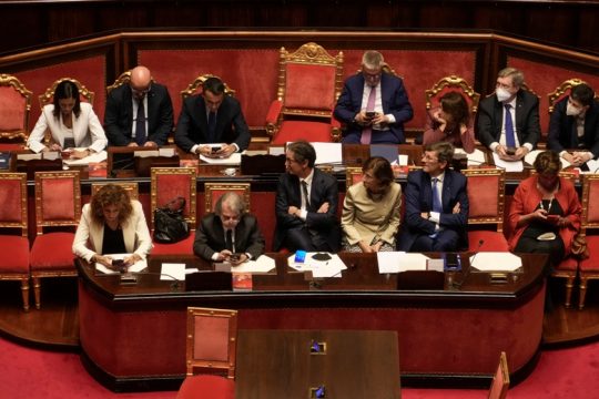Αμήχανη Κεντροαριστερά