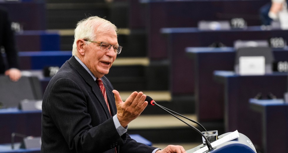 Η πρώτη ευρωπαϊκή απάντηση για τη νέα «μαύρη λίστα» της Ρωσίας