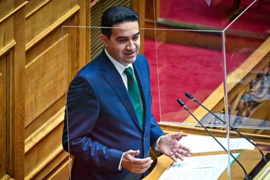 Κατρίνης: Μεγάλη η απόσταση ανάμεσα στη Δεξιά και στην κοινωνική πολιτική