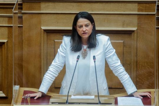 Live η σύζητηση του νομοσχεδίου-έκτρωμα για τα ΑΕΙ
