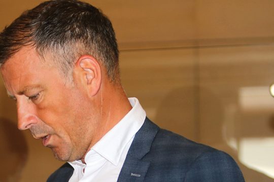 Υπέρ Κλάτεν­μπεργκ οι 11