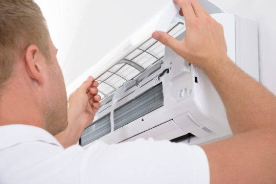 Πλαφόν κέρδους στα επιδοτούμενα κλιματιστικά – ψυγεία