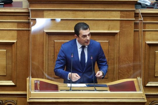 Άτακτη υποχώρηση Σκρέκα για τις περιοχές Natura στο νομοσχέδιο