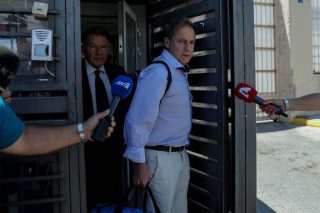 «Τι περίμενες;»