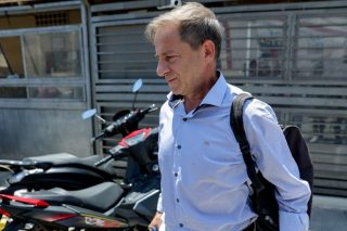 Τραμπισμός με ελληνικό κοστούμι
