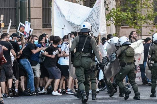 Στρίβειν διά της γνωστής ΕΔΕ η ΕΛ.ΑΣ. για το νέο όργιο αστυνομικής βίας