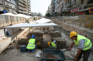 Ζητούν προκαταβολικά πριμ!