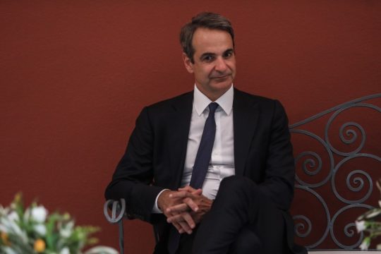 Απέκλεισε και εκλογές και ανασχηματισμό