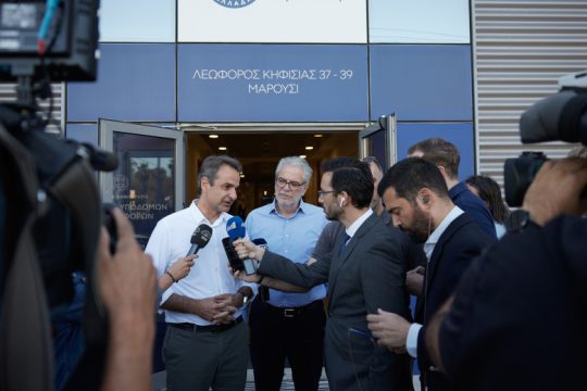 Περήφανοι για τη στρατηγική τους