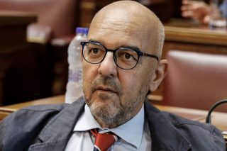 ΣΥΡΙΖΑ: Παρακολουθήσεις αντιπάλων με συντονισμό Μητσοτάκη ή έγινε ξέφραγο αμπέλι η Ελλάδα;