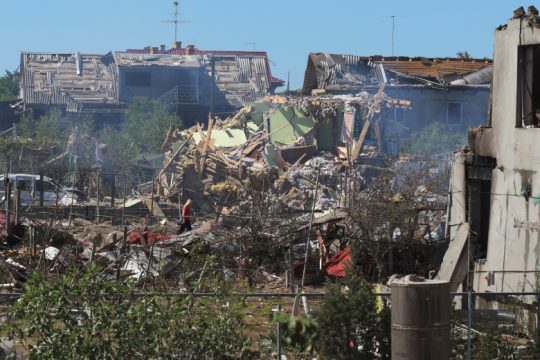 Αναδιάταξη ρωσικών δυνάμεων στον Νότο, ενώ το Κίεβο μιλά για αντεπίθεση